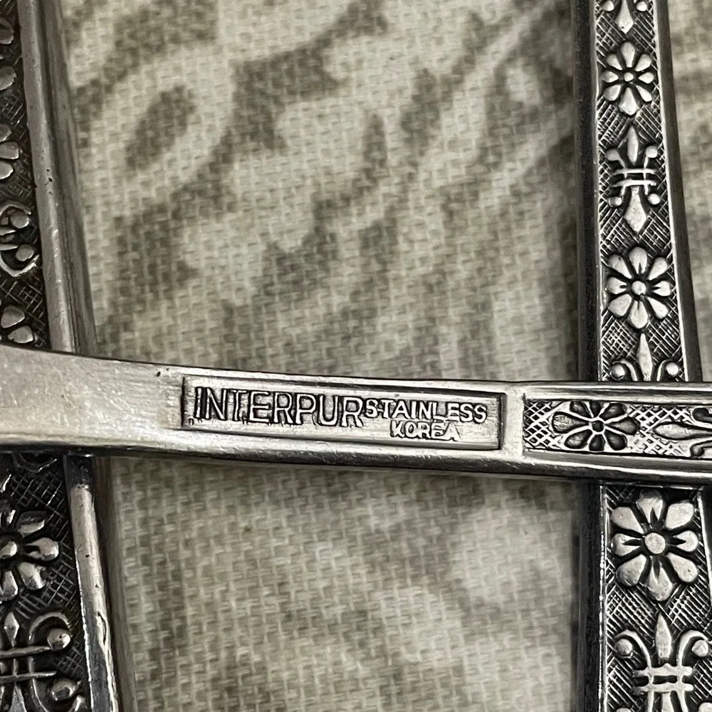 Interpur Florenz 8 Petal Stainless Korea Floral Etched 4 Piece Flatware Setting